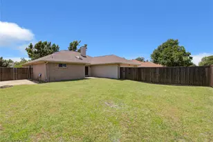 1733 Brighton Dr, Carrollton, TX 75007 - Photo 19