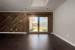 1733 Brighton Dr, Carrollton, TX 75007 - Photo 13