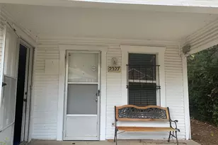 2327 Dathe St, Dallas, TX 75215 - Photo 5