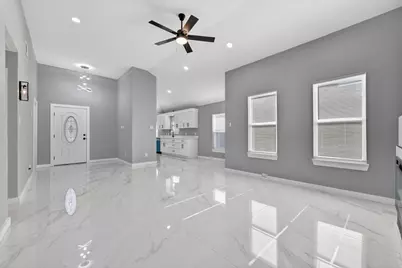 11814 Sunrise Drive, Balch Springs, TX 75180 - Photo 9