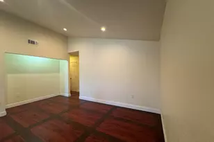 3401 Shea Ct, Arlington, TX 76014 - Photo 3