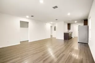 1900 N 17th St, Waco, TX 76707 - Photo 3