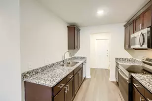 1900 N 17th St, Waco, TX 76707 - Photo 7