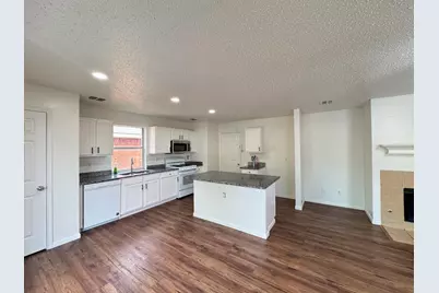 7305 Marsland Lane, Arlington, TX 76001 - Photo 13