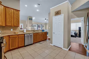 1308 Parkside Dr, Mansfield, TX 76063 - Photo 5
