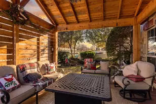 703 N Avalon Ct, Granbury, TX 76048 - Photo 3