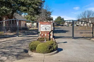 703 N Avalon Ct, Granbury, TX 76048 - Photo 35
