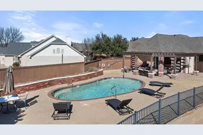 703 N Avalon Court, Granbury, TX 76048 - Photo 37