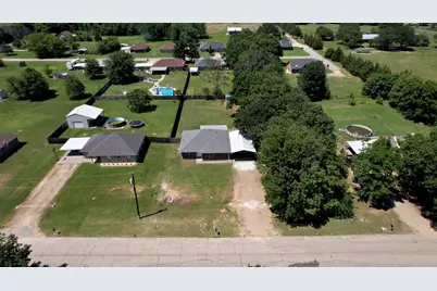 1974 County Road 33900, Powderly, TX 75473 - Photo 27