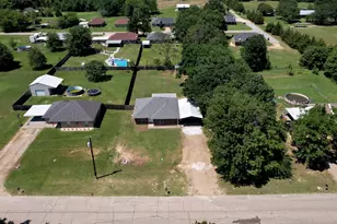 1974 County Rd 33900, Powderly, TX 75473 - Photo 27