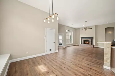 1433 Indian Springs, Carrollton, TX 75007 - Photo 7