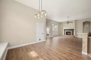 1433 Indian Springs, Carrollton, TX 75007 - Photo 7
