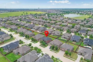 319 Westphalian Dr, Celina, TX 75009 - Photo 33