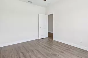 9521 Dugout Dr, Aubrey, TX 76227 - Photo 19