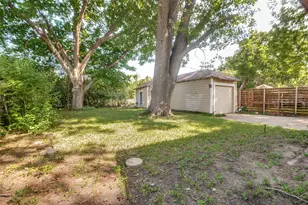 6322 Covington Ln, Dallas, TX 75214 - Photo 15