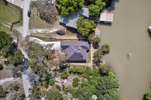 410 Virgo Ct, Granbury, TX 76049 - Photo 35