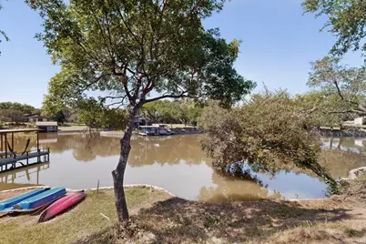 410 Virgo Court, Granbury, TX 76049 - Photo 33