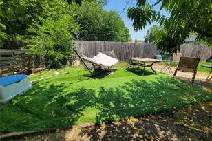 2004 N 40th St, Waco, TX 76707 - Photo 37