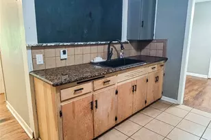 2004 N 40th St, Waco, TX 76707 - Photo 9
