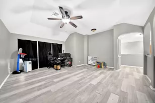 424 Castle St, DeSoto, TX 75115 - Photo 25