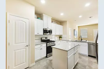 2109 Lake Hawthorne Trail, Little Elm, TX 75068 - Photo 11