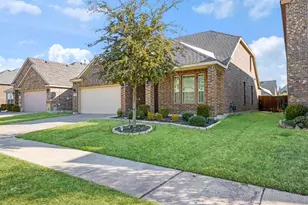 2109 Lake Hawthorne Trl, Little Elm, TX 75068 - Photo 3