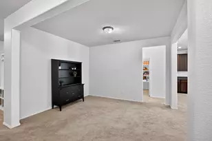 107 Cantle st, Waxahachie, TX 75165 - Photo 3