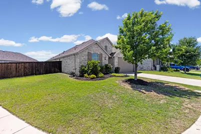 1561 Sugarberry Drive, Forney, TX 75126 - Photo 3