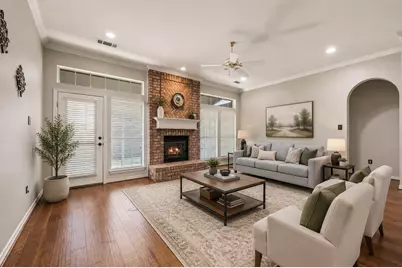 2732 Crystal Glenn Circle, Hurst, TX 76054 - Photo 5