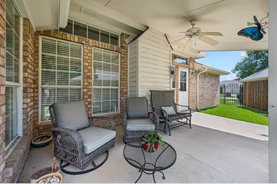 2732 Crystal Glenn Circle, Hurst, TX 76054 - Photo 3