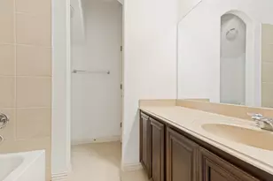 11620 Summer Springs Dr, Frisco, TX 75036 - Photo 25
