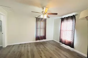 111 Rousseau St, Waxahachie, TX 75165 - Photo 7