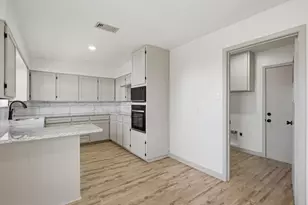 1626 N Bowie Dr, Abilene, TX 79603 - Photo 13
