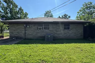560 26th St SW, Paris, TX 75460 - Photo 11