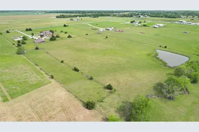 022 East Line, Whitewright, TX 75491 - Photo 9