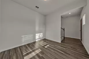 10012 Callan Ln, Fort Worth, TX 76131 - Photo 5