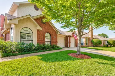 1212 Boardwalk Street, Arlington, TX 76011 - Photo 1