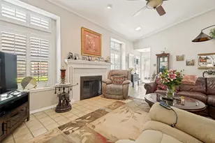 1212 Boardwalk St, Arlington, TX 76011 - Photo 3