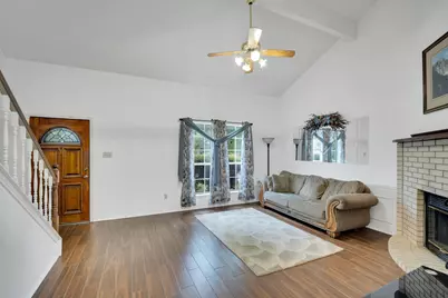 622 Lemon Drive, Arlington, TX 76018 - Photo 5