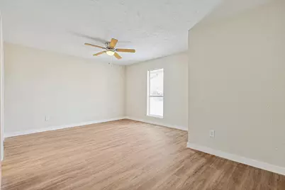 5753 Valley Mills Drive, Garland, TX 75043 - Photo 7