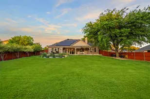 909 Summer Hill Ln, Red Oak, TX 75154 - Photo 37
