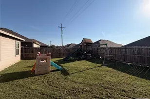 1050 Churchill Dr, Princeton, TX 75407 - Photo 5