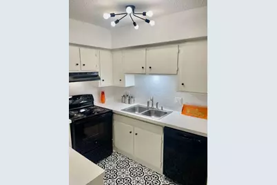 5212 Fleetwood Oaks Avenue #201 Bldg G, Dallas, TX 75235 - Photo 5