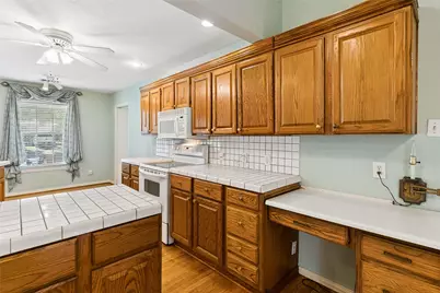 2225 Brooks Street, Garland, TX 75041 - Photo 13