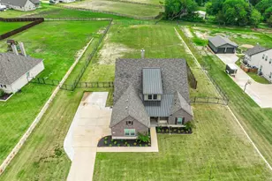 544 Majors Rd, Van Alstyne, TX 75495 - Photo 1