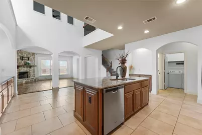 1204 E Shawnee Drive, Savannah, TX 76227 - Photo 11