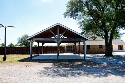 10575 Friendship Road, Pilot Point, TX 76258 - Photo 15