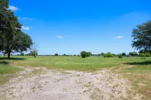 10575 Friendship Rd, Pilot Point, TX 76258 - Photo 13