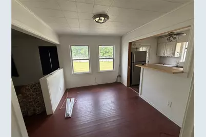201 E Dallas Street, Hutchins, TX 75141 - Photo 11
