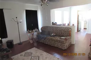 201 E Dallas St, Hutchins, TX 75141 - Photo 3